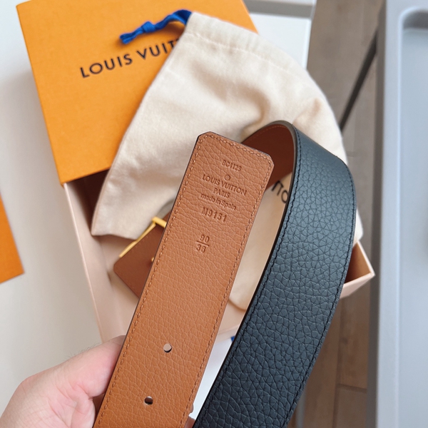 ルイヴィトンベルト素材ディテール